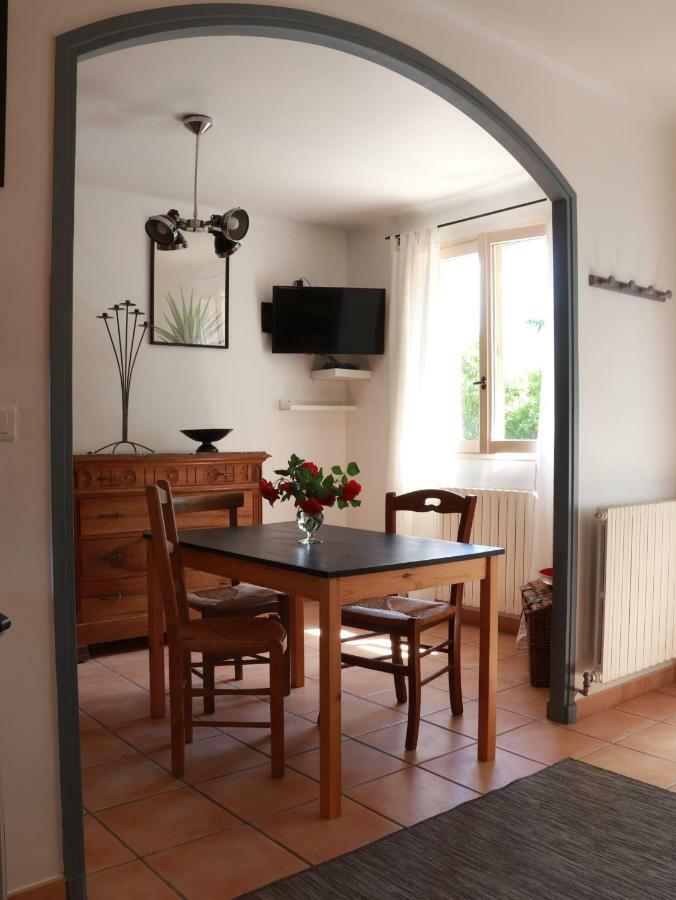 Lo Rastelie Bed & Breakfast Суз-ла-Рус Екстериор снимка