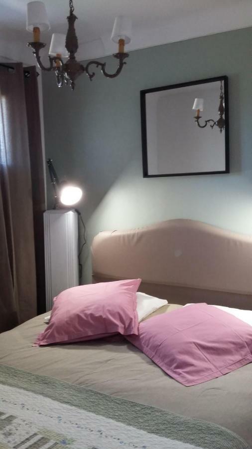 Lo Rastelie Bed & Breakfast Суз-ла-Рус Екстериор снимка